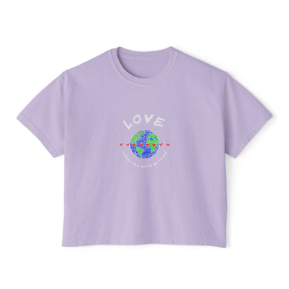 Love Makes the World Go Round! - Valentine's Women's Crop Tee